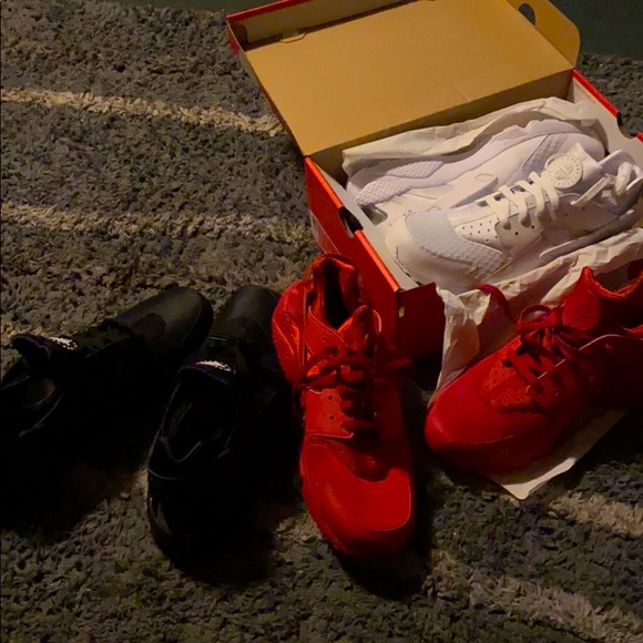 HUARACHES